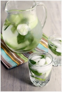 Cucumber-Melon-Mint-Water-1